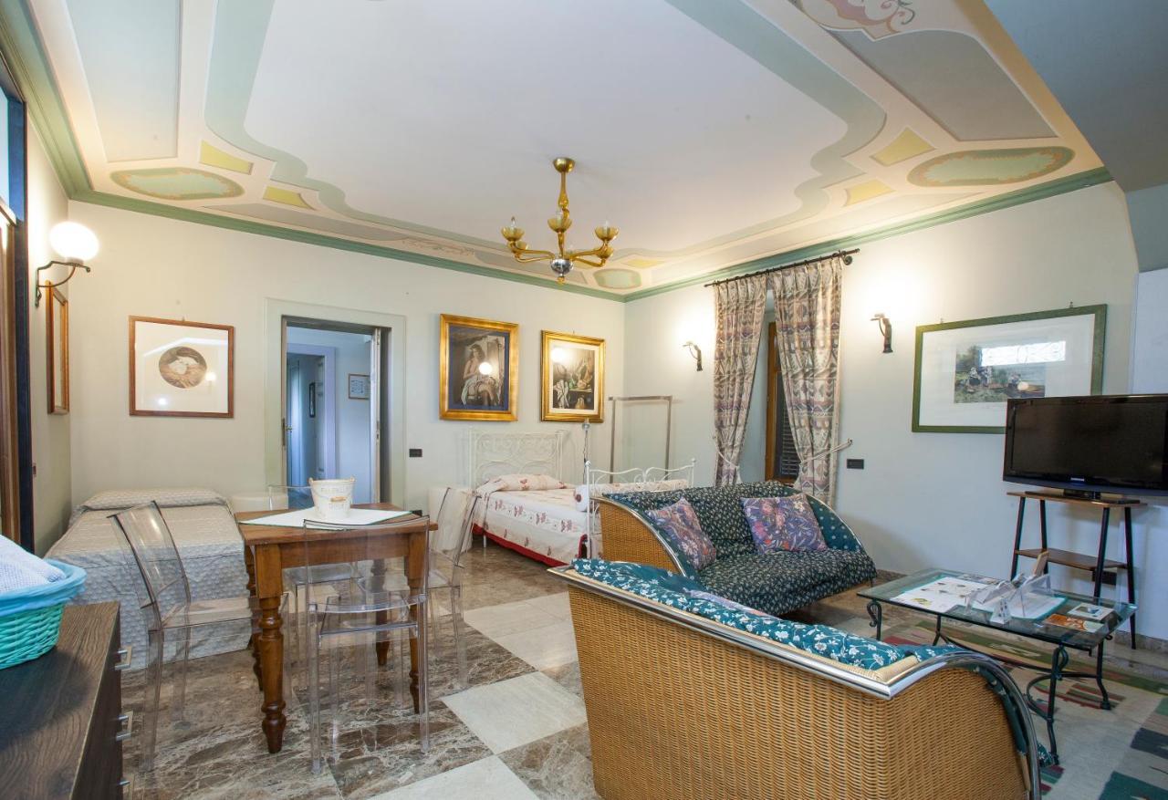 סורה Residenza Nonna Saveria מראה חיצוני תמונה